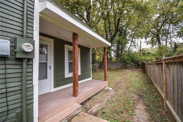 2923 Highland Avenue, Kansas City, MO 64109