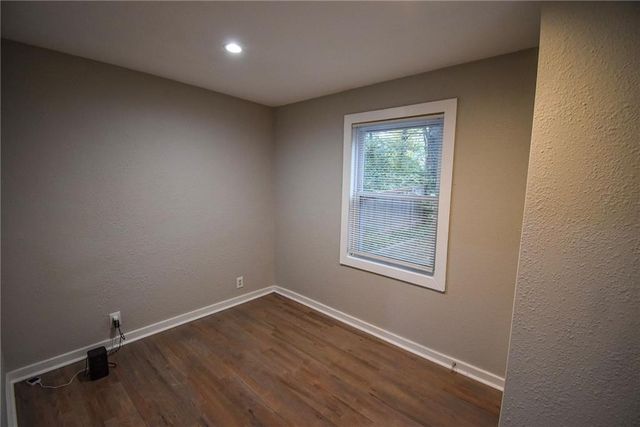 2923 Highland Avenue, Kansas City, MO 64109