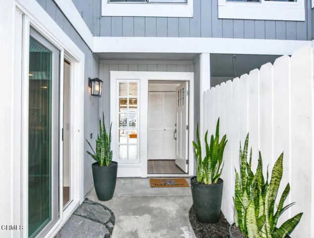 16113 Saint Croix Circle, Huntington Beach, CA 92649