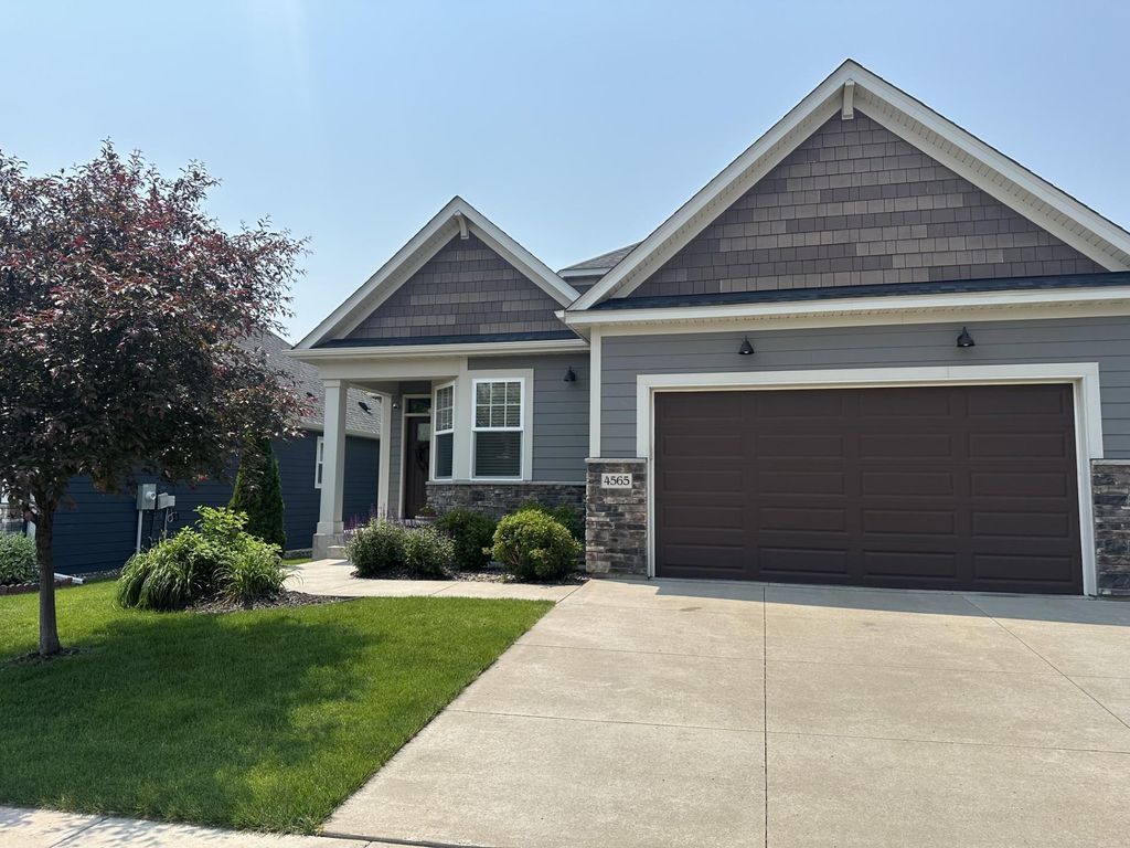 4565 Zircon Lane N, Plymouth, MN 55446