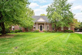 1100 Bentwood Place Ct, Louisville, KY 40207
