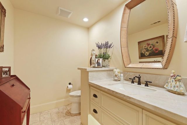 1266 Winerose Ct, Lodi, CA 95242