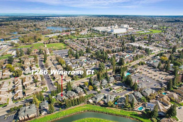 1266 Winerose Ct, Lodi, CA 95242