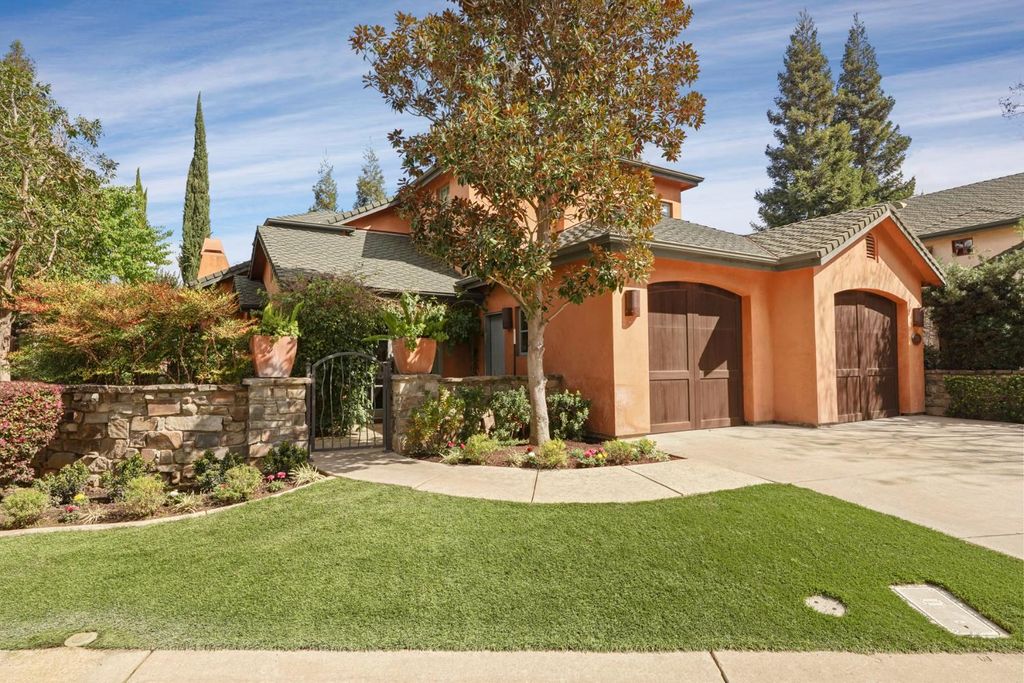 1266 Winerose Ct, Lodi, CA 95242