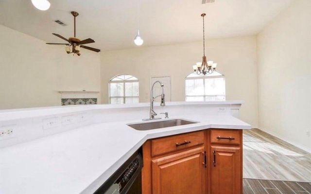 12755 Mill Ridge Dr 905, Cypress, TX 77429