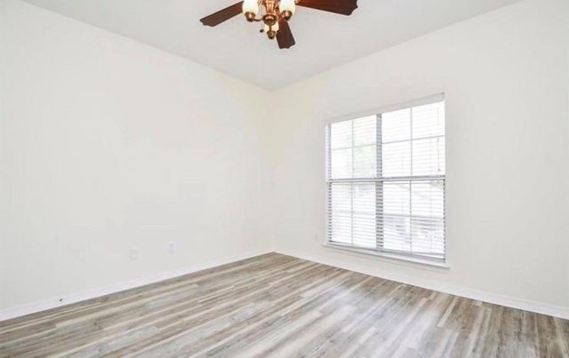 12755 Mill Ridge Dr 905, Cypress, TX 77429