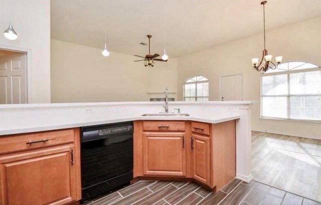 12755 Mill Ridge Dr 905, Cypress, TX 77429