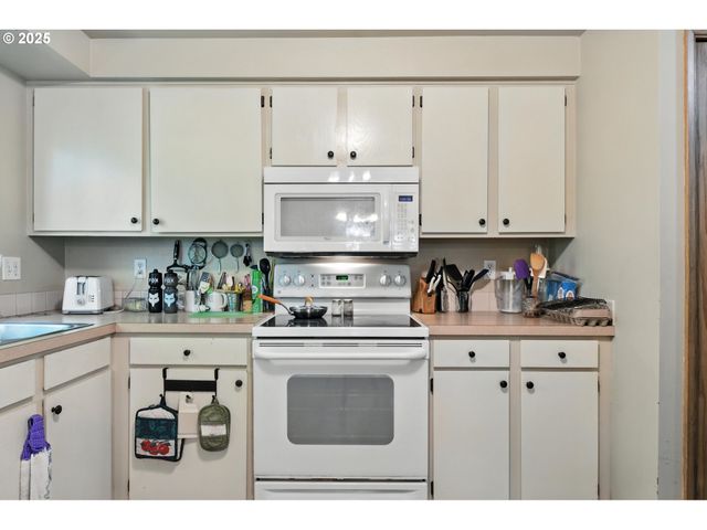 12103 Ne 74TH St, Vancouver, WA 98682