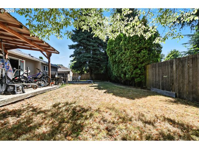 12103 Ne 74TH St, Vancouver, WA 98682