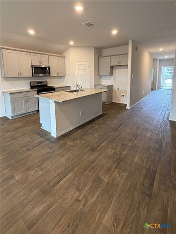 384 Trent Drive, New Braunfels, TX 78130