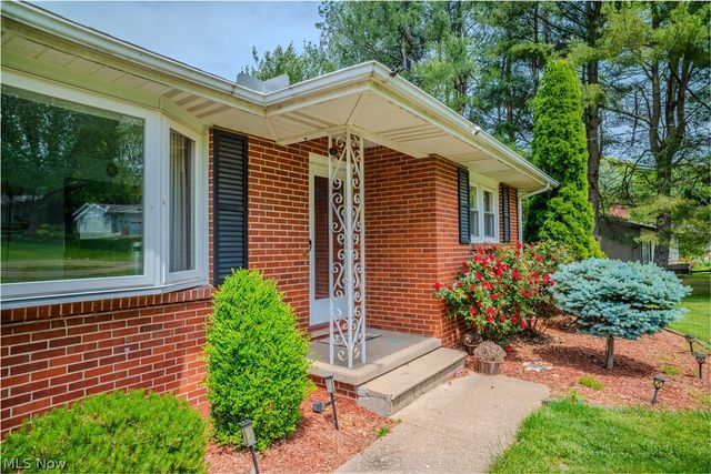 118 Coventry Road, Marietta, OH 45750