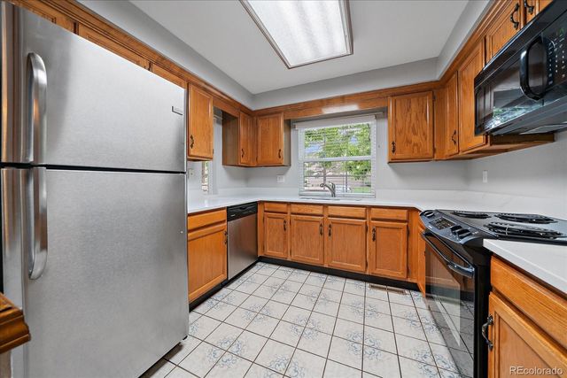 1922 S Hannibal Court B, Aurora, CO 80013