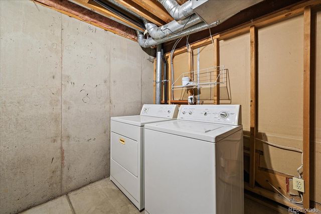 1922 S Hannibal Court B, Aurora, CO 80013