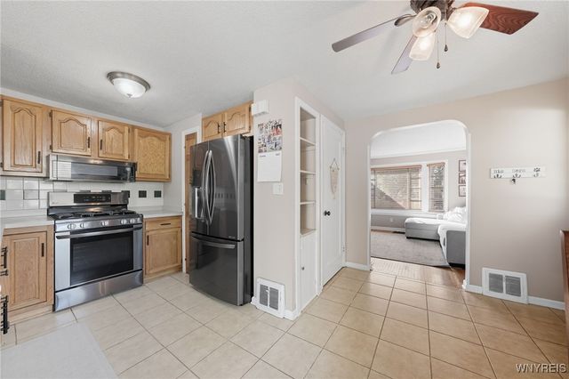 153 Somerville Avenue, Tonawanda, NY 14150