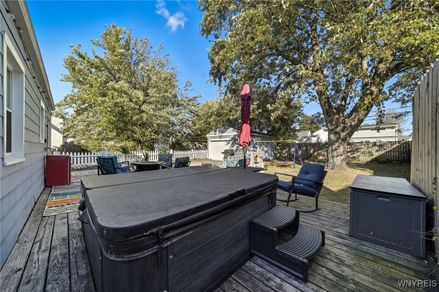 153 Somerville Avenue, Tonawanda, NY 14150