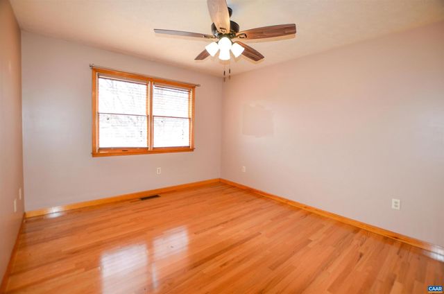 104 BLUE RIDGE LN, Faber, VA 22938