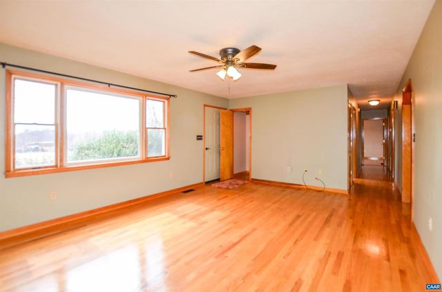104 BLUE RIDGE LN, Faber, VA 22938