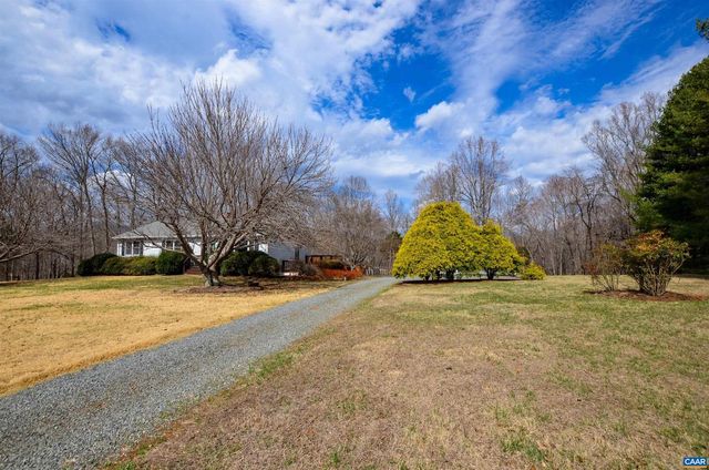 104 BLUE RIDGE LN, Faber, VA 22938