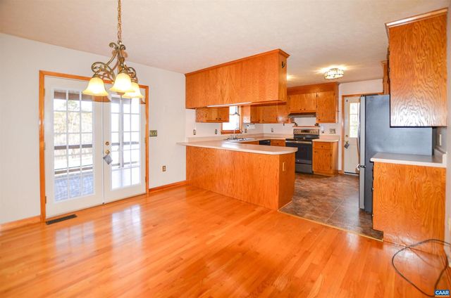 104 BLUE RIDGE LN, Faber, VA 22938