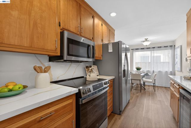15753 Via Sonata, San Lorenzo, CA 94580