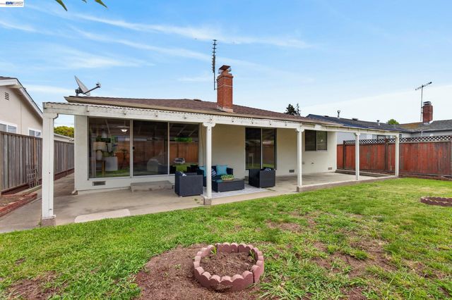 15753 Via Sonata, San Lorenzo, CA 94580
