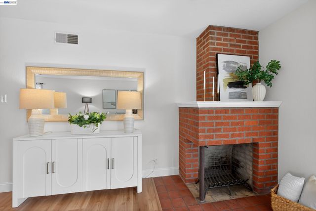 15753 Via Sonata, San Lorenzo, CA 94580