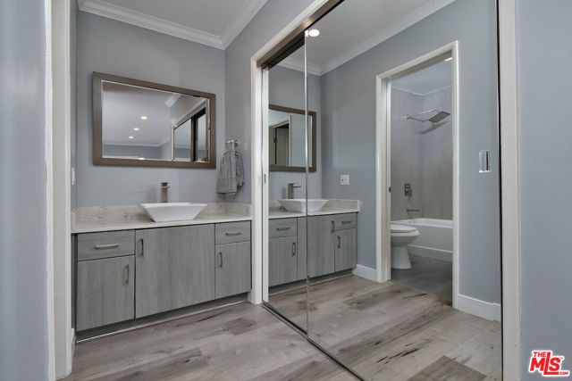 2345 Roscomare Road 205, Los Angeles, CA 90077