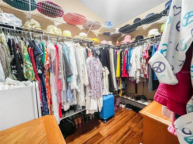 1950 FOLKSTONE PLACE, Wesley Chapel, FL 33543