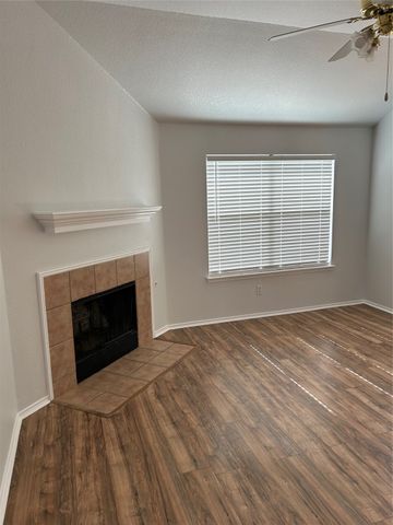 11529 Kenny Drive, Fort Worth, TX 76244