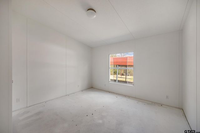 942 Balmorea Dr, Bullard, TX 75757