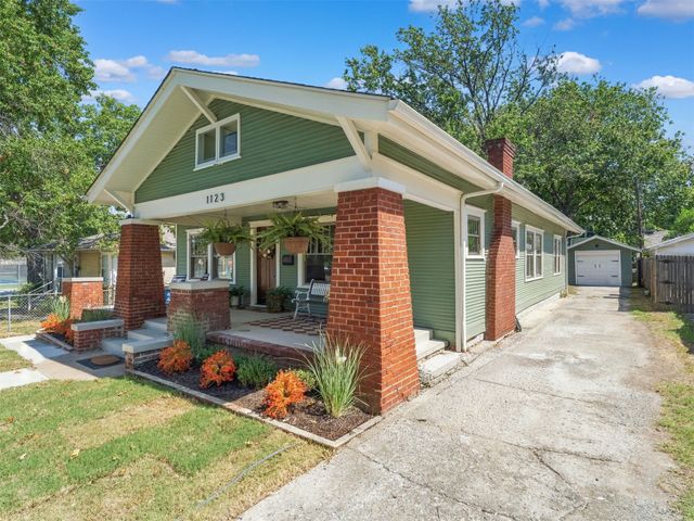 1123 S Newport Avenue, Tulsa, OK 74120