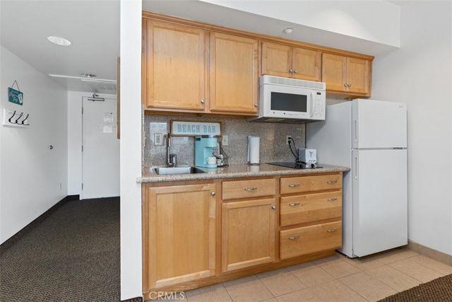 198 main 205, Pismo Beach, CA 93449