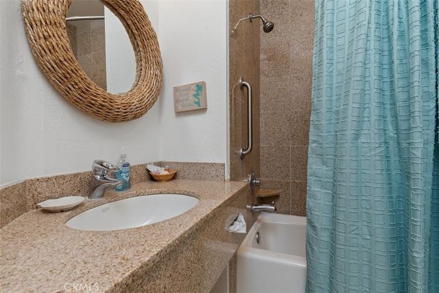 198 main 205, Pismo Beach, CA 93449