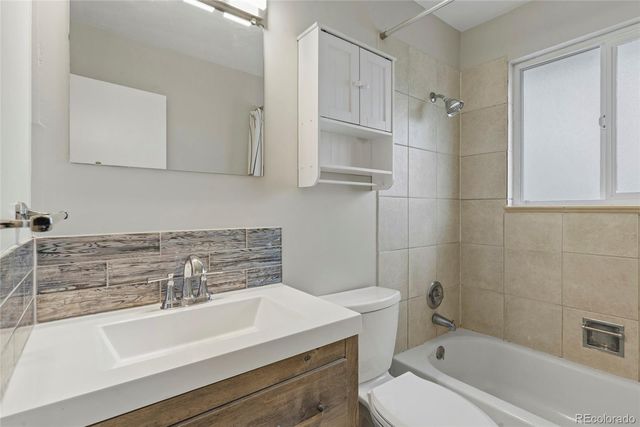 15373 E 10th Avenue, Aurora, CO 80011