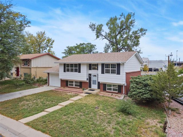 15373 E 10th Avenue, Aurora, CO 80011