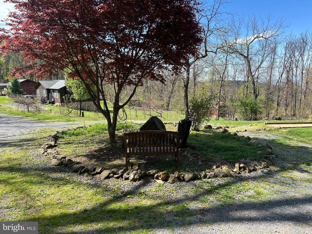 267 RED ROBIN LN, Linden, VA 22642