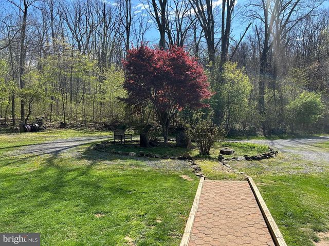 267 RED ROBIN LN, Linden, VA 22642