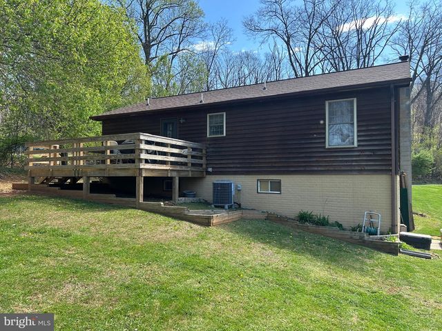 267 RED ROBIN LN, Linden, VA 22642