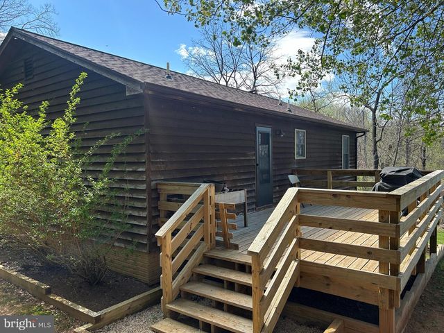 267 RED ROBIN LN, Linden, VA 22642