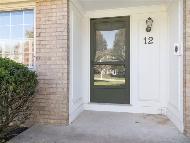 12 Old Post Road, Perinton, NY 14450