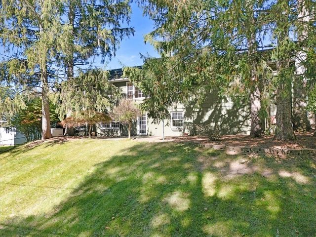 12 Old Post Road, Perinton, NY 14450