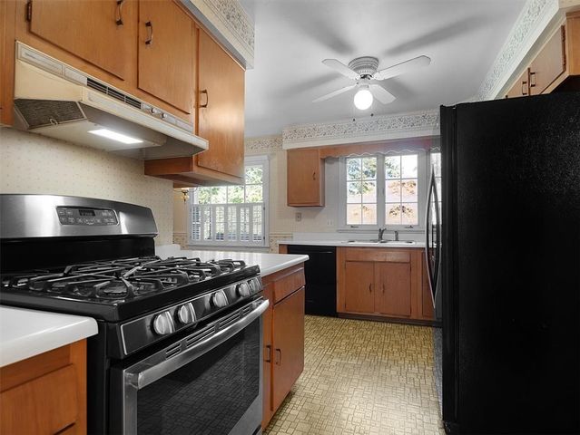12 Old Post Road, Perinton, NY 14450