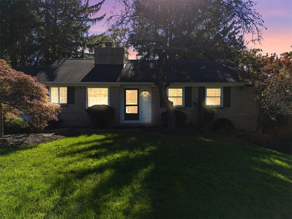 12 Old Post Road, Perinton, NY 14450