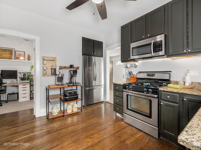 1036 LATHROP Avenue, Forest Park, IL 60130