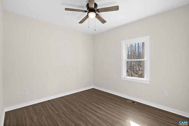 505 PROFFITS RD, Louisa, VA 23093