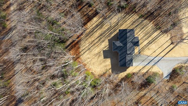 505 PROFFITS RD, Louisa, VA 23093