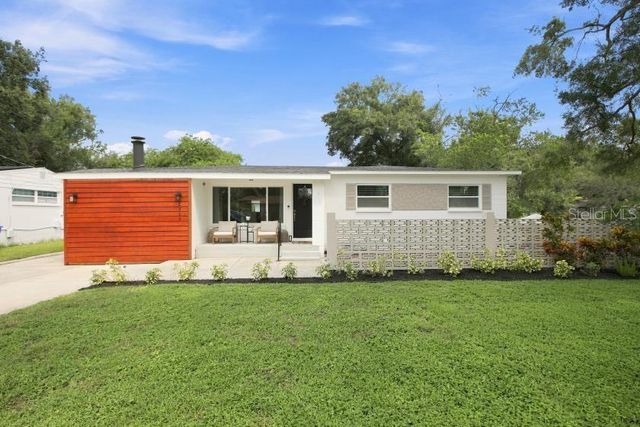 2313 CARROLL PLACE, Tampa, FL 33612