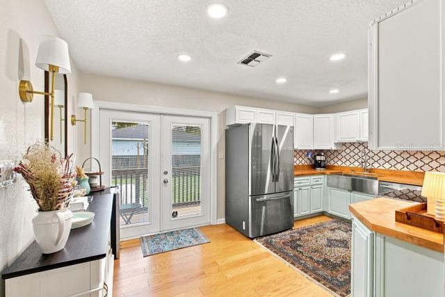 2313 CARROLL PLACE, Tampa, FL 33612