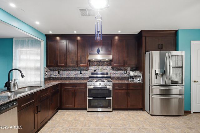 11450 E QUICKSILVER Avenue, Mesa, AZ 85212