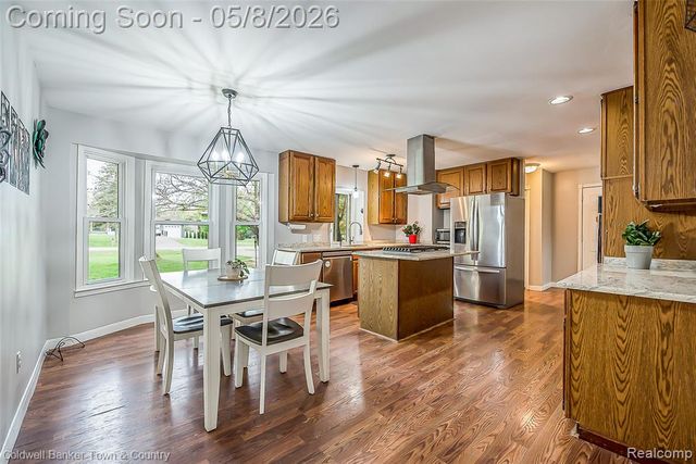 222 Bain Drive, Howell, MI 48855